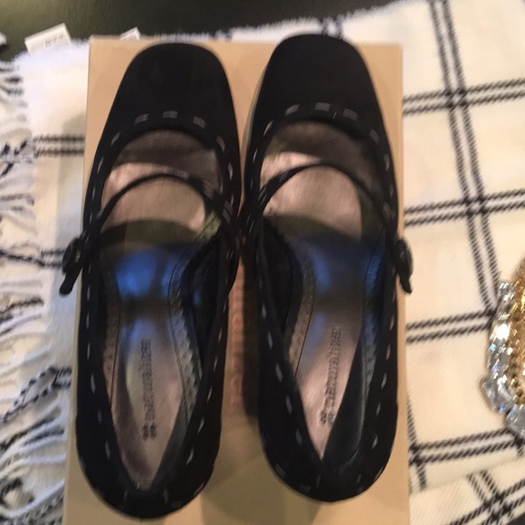 Naturalizer black sassy suede stitched pumps - Picture 3 of 5